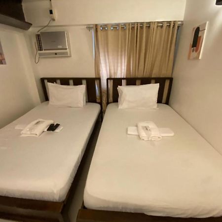 E Relaxed Haven Transient House Pasay Exterior foto